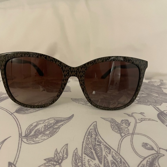Michael Kors Sunglasses Dark Brown - Picture 1 of 5